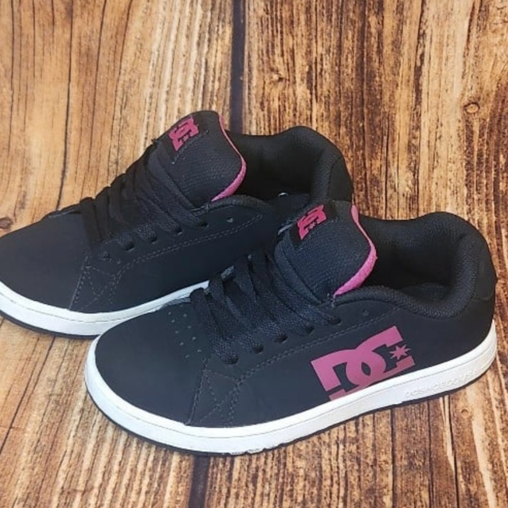 DC Black Sneakers with Pink Highlights